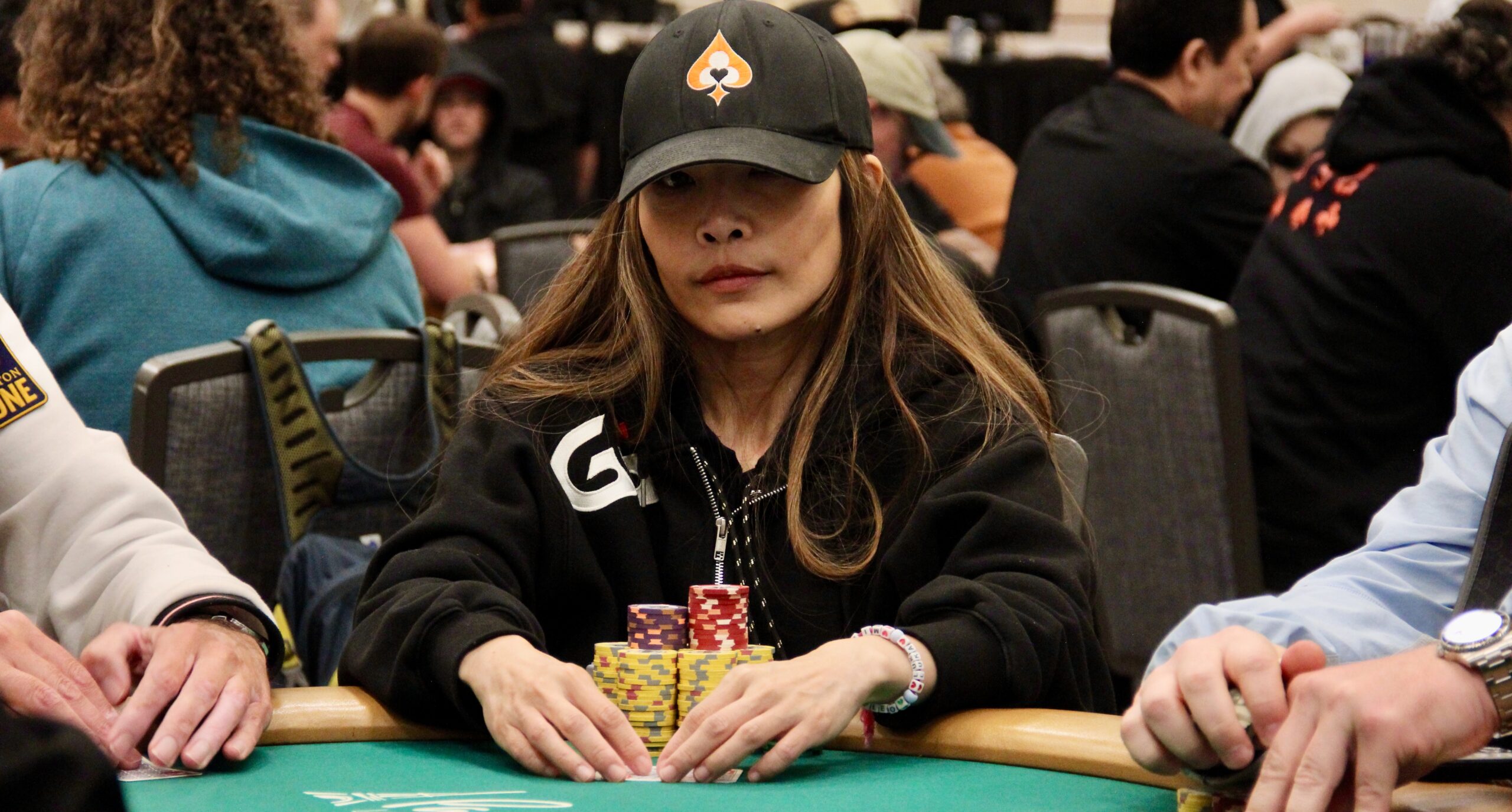 Sasha Liu ผู้นำ Chip Count WSOP Main Event 2026
